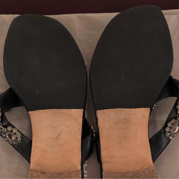 Manolo Blahnik Black Embellished Sandals Sz 39 1/2. - Picture 11 of 11